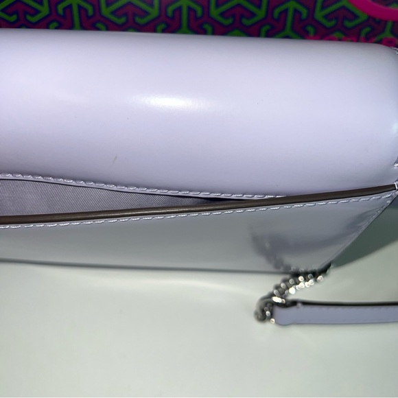 NWT Tory Burch Emerson Patent Chain Wallet - Picture 6 of 12